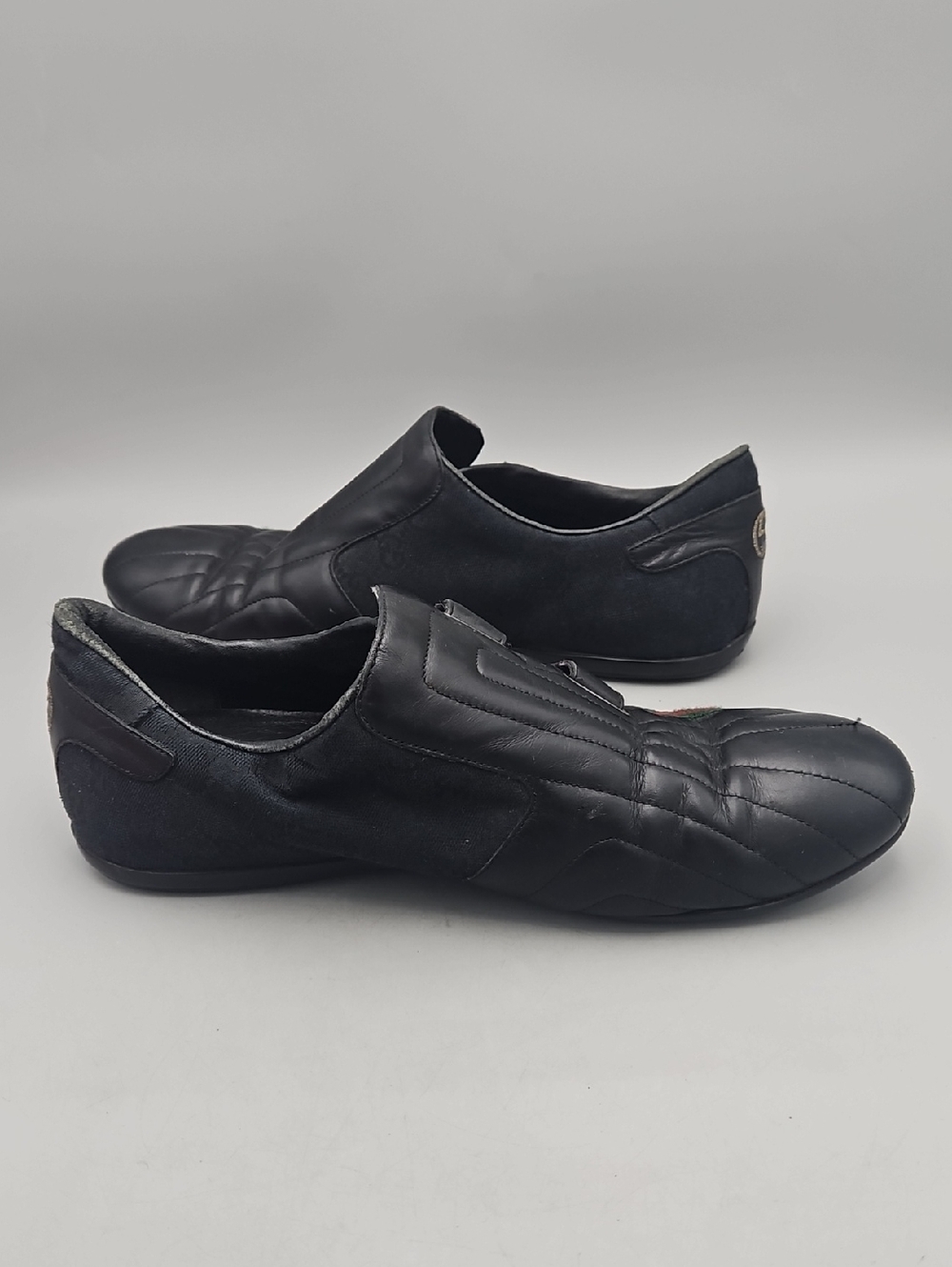 Vintage Gucci men's black leather sneakers - Picture 3 of 16